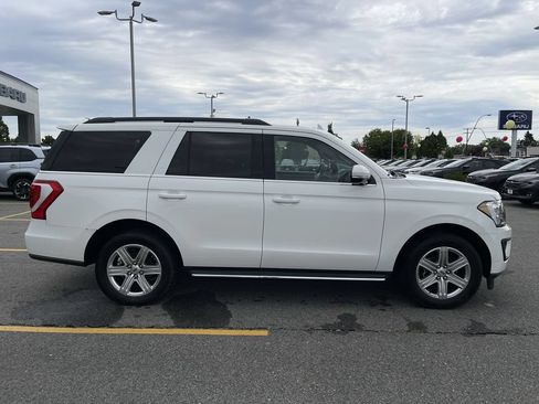 Used 2021 Ford Expedition XLT AWD/4WD image 11