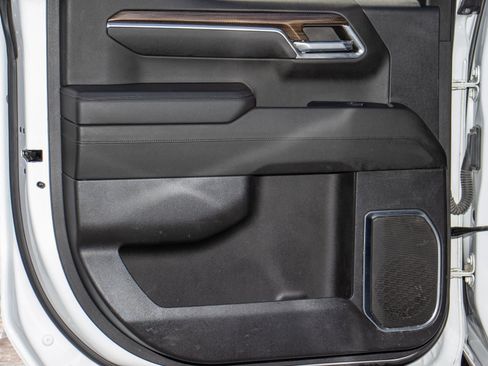 Used 2023 Chevrolet Silverado 1500 LT w/ Protection Package image 15