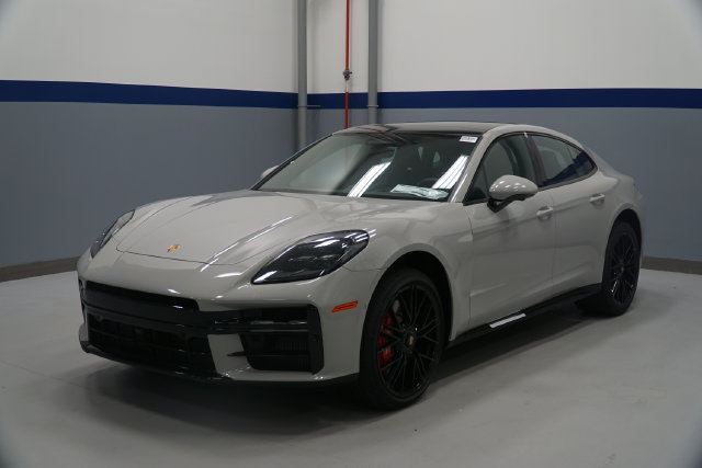 New 2026 Porsche Panamera GTS AWD/4WD image 1