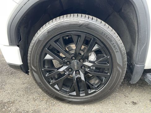 Used 2023 GMC Sierra 1500 Denali w/ Technology Package image 33