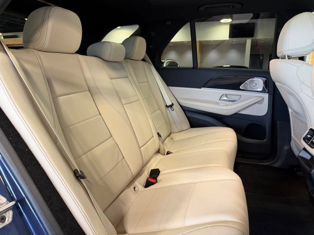 Used 2025 Mercedes-Benz GLE 450e 4MATIC w/ AMG Line Exterior image 22