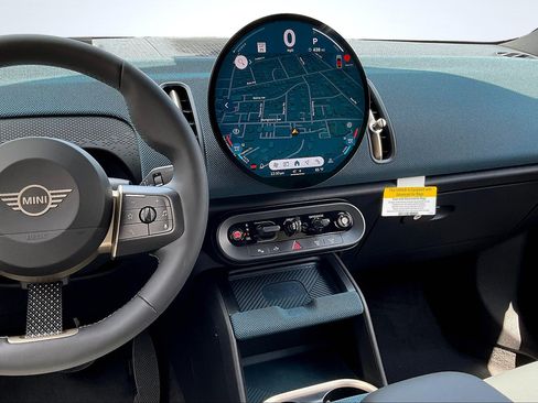 Certified 2025 MINI Cooper Countryman S AWD/4WD image 6