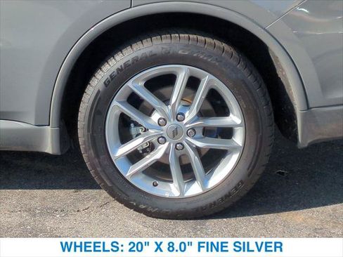 Used 2022 Dodge Durango GT RWD image 11