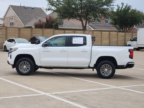 Used 2024 Chevrolet Colorado LT w/ LT Convenience Package II RWD image 13