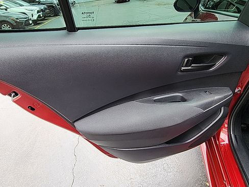 Certified 2025 Toyota Corolla LE FWD image 20