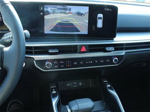 Used 2025 Kia Sorento S w/ Panoramic Sunroof Package FWD image 25