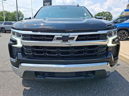 Certified 2024 Chevrolet Silverado 1500 LT AWD/4WD image 2