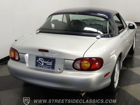 Used 1999 MAZDA MX-5 Miata image 9