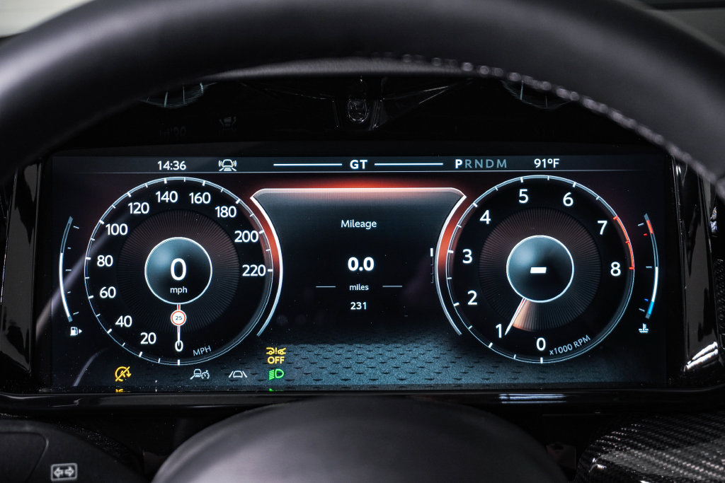 Used 2026 Aston Martin Vanquish Convertible RWD image 29