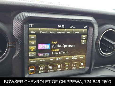 Used 2022 Jeep Wrangler Unlimited Sahara image 15