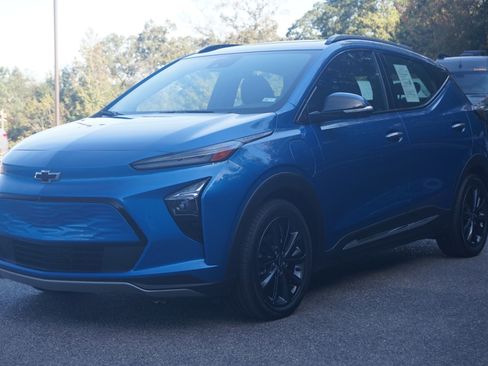 Used 2022 Chevrolet Bolt EUV Premier w/ Launch Edition image 5