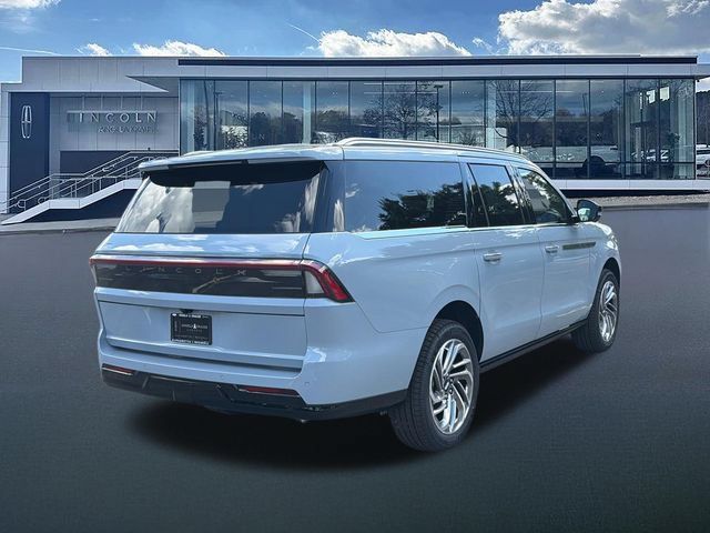 New 2027 Lincoln Navigator L Reserve AWD/4WD image 8