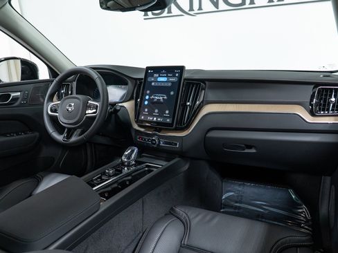 New 2026 Volvo XC60 T8 Ultra w/ Protection Package Premier image 14