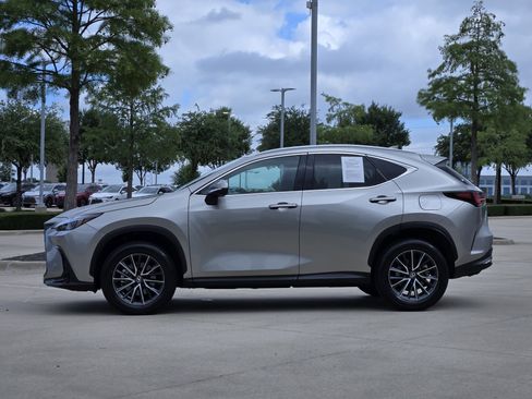 Certified 2025 Lexus NX 250 FWD w/ Towing Package (2000 Lbs) image 2
