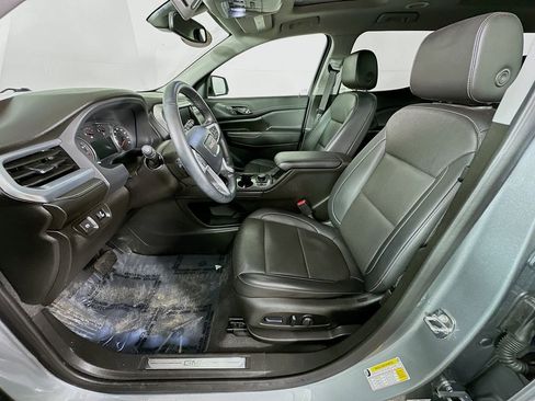 Used 2023 GMC Acadia SLT w/ Trailering Package image 31