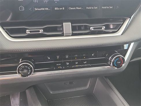 New 2026 Chevrolet Equinox LT image 23