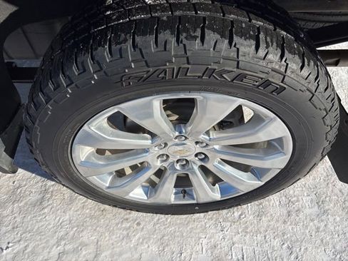 Used 2021 Chevrolet Silverado 1500 High Country w/ Technology Package image 8