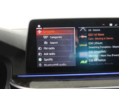 Used 2022 BMW 530i w/ M Sport Package image 13