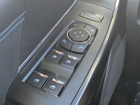 New 2026 Ford F250 Platinum w/ Tremor Off-Road Package image 27