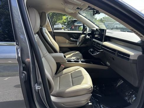 Certified 2023 Lincoln Corsair AWD w/ Equipment Group 101A image 34