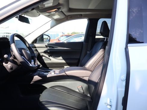 Used 2024 INFINITI QX60 Luxe AWD/4WD image 8