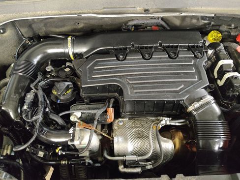 Used 2023 Jeep Renegade Latitude image 30