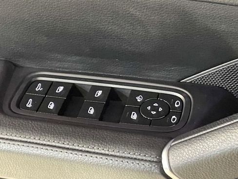 Used 2019 Porsche Cayenne AWD/4WD image 36