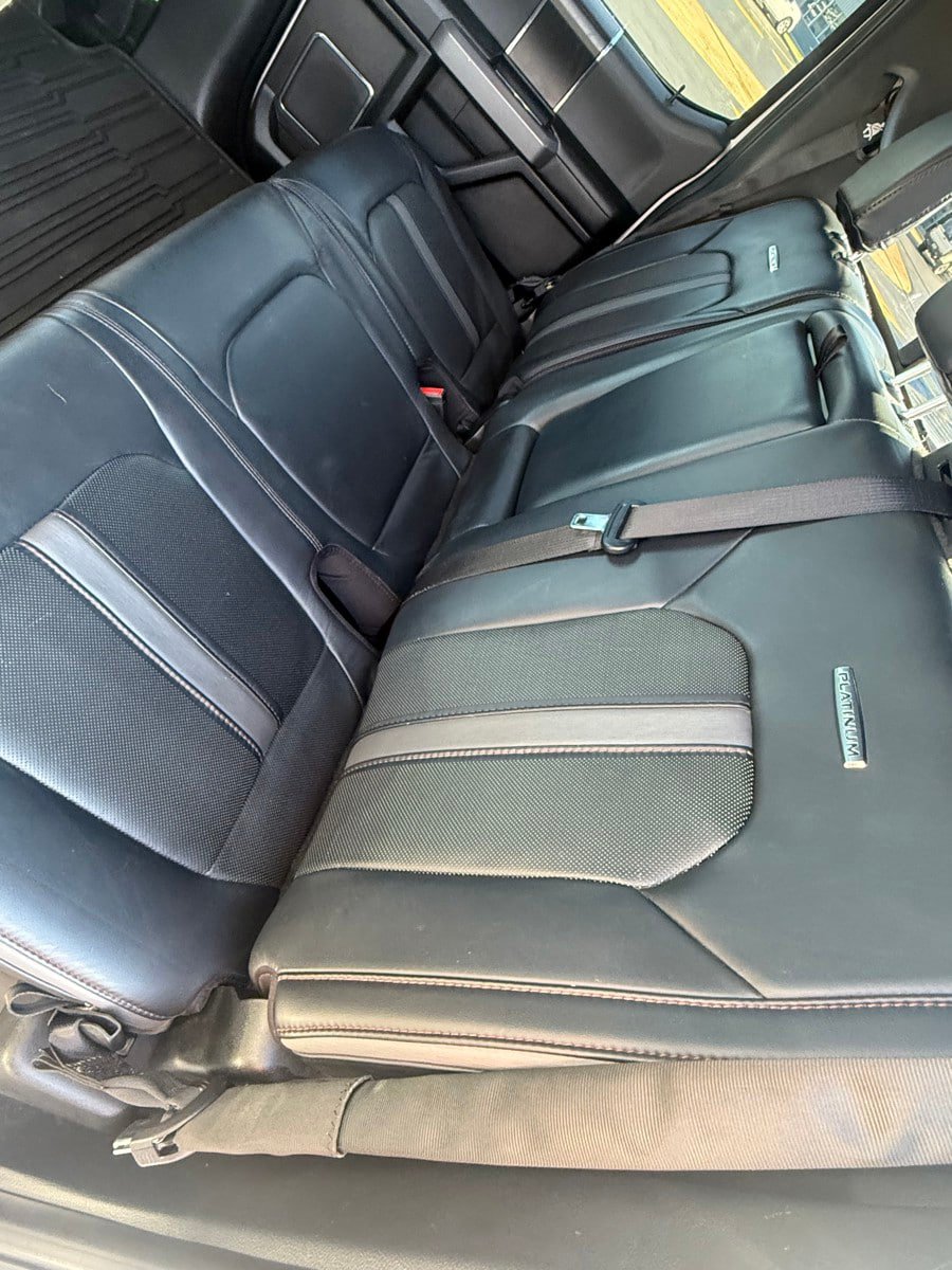 Used 2019 Ford F150 Platinum w/ Equipment Group 701A Luxury AWD/4WD image 14