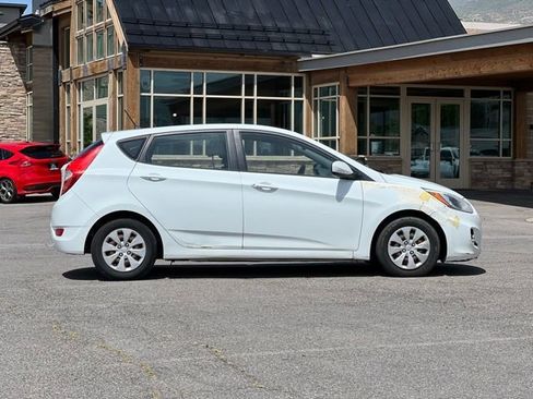 Used 2015 Hyundai Accent GS FWD image 8