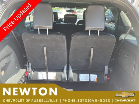 Used 2019 Ford Explorer XLT w/ Equipment Group 202A FWD image 38