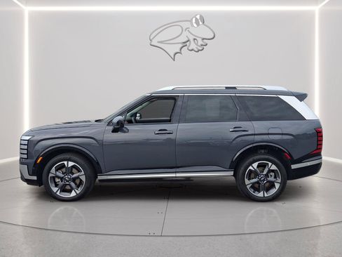 Used 2026 Hyundai Palisade Limited AWD/4WD image 2