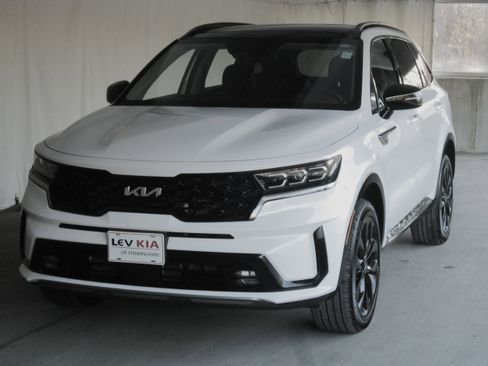 Certified 2023 Kia Sorento SX image 24