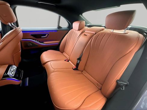 Certified 2023 Mercedes-Benz S 500 4MATIC image 22