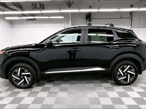 New 2026 Nissan Kicks SV w/ Charging Package image 18