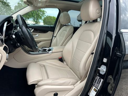 Used 2016 Mercedes-Benz GLC 300 w/ Premium Package image 14