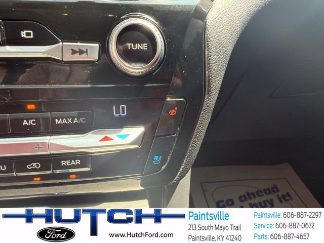 Used 2021 Ford Explorer Limited w/ Equipment Group 301A AWD/4WD image 34