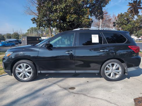 Used 2018 Nissan Pathfinder SL w/ SL Premium Package image 7