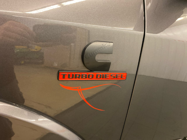 Used 2019 RAM 2500 Laramie w/ Night Edition AWD/4WD image 6