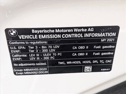 Used 2021 BMW 540i w/ Premium Package image 21