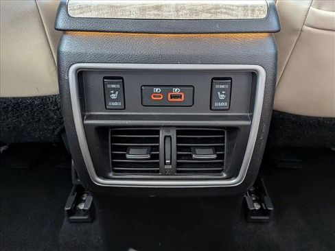 Used 2023 Nissan Murano SL image 19