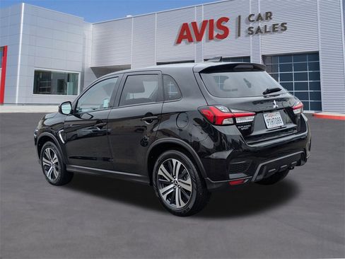 Used 2025 Mitsubishi Outlander Sport SE image 9