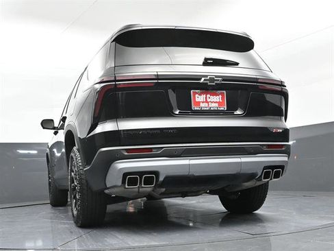Used 2024 Chevrolet Traverse Z71 w/ Enhanced Driving Package AWD/4WD image 33