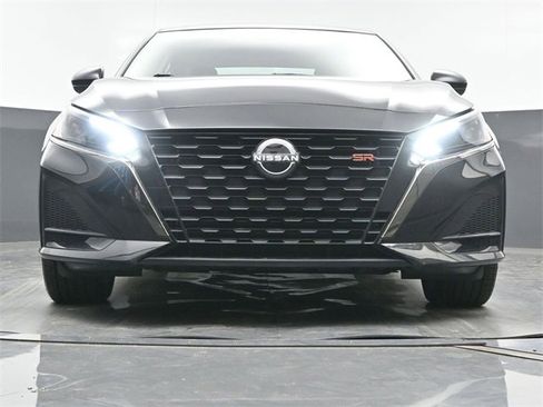 Certified 2024 Nissan Altima 2.5 SR image 20