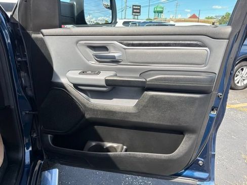 Used 2019 RAM 1500 Big Horn AWD/4WD image 17