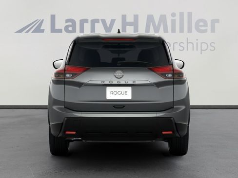 New 2026 Nissan Rogue S FWD image 6