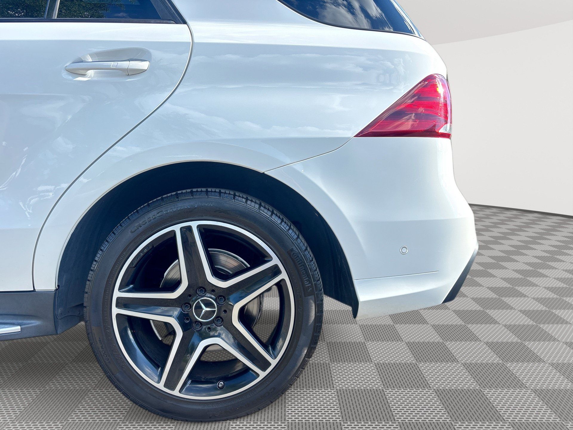 Used 2018 Mercedes-Benz GLE 43 AMG 4MATIC image 29