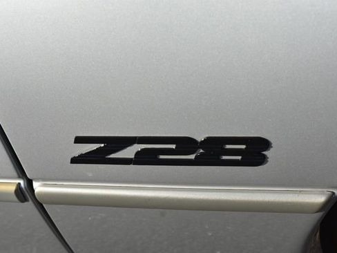 Used 1996 Chevrolet Camaro Z28 RWD image 12