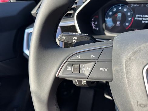 New 2025 Audi Q3 2.0T Premium image 22