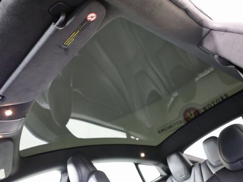 Used 2020 Tesla Model S Long Range Plus image 13