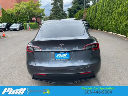 Used 2023 Tesla Model Y Long Range AWD/4WD image 11